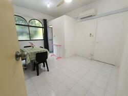 Sims Avenue (D14), Apartment #561524501